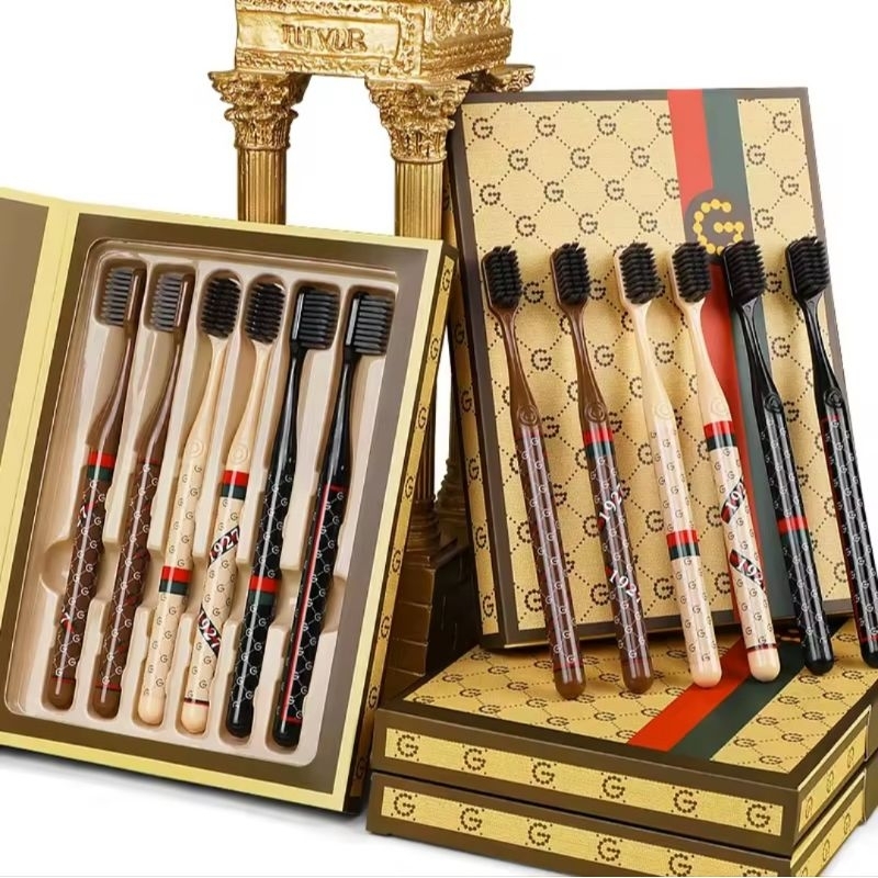 ✨ Escova de Dentes de Luxo para Viagem com1 a 6 escovas Elegância e Cuidado em Cada Detalhe! ✨